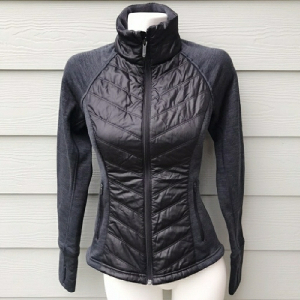 Zella jacket full zip with thumb holes S